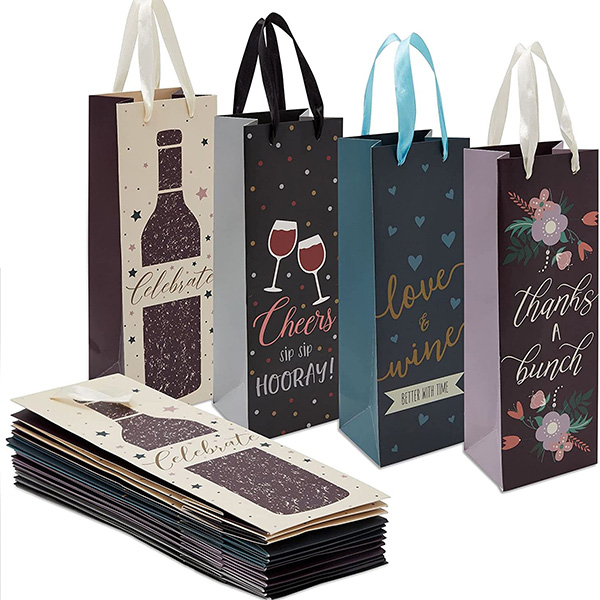 Holiday gift bag